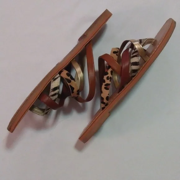 🌞🌞🌞INC International Concepts flipflops size 6 5 straps in multi colors. EUC - Picture 3 of 4